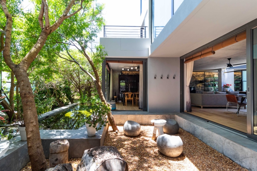 3 Bedroom Property for Sale in Bakoven Western Cape